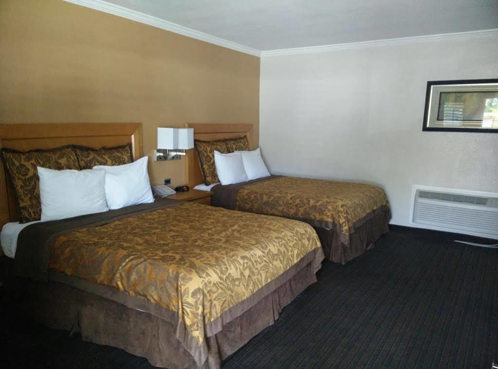 Anaheim Islander Inn And Suites Near Park And Convention Center Εξωτερικό φωτογραφία